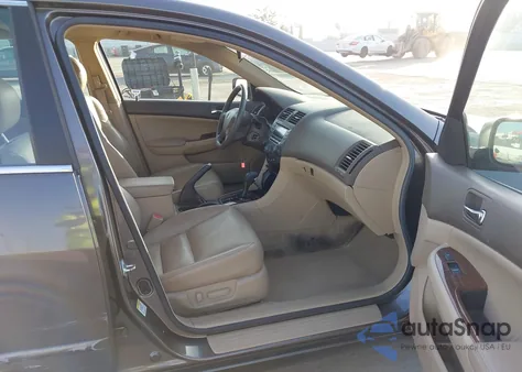 2006 Honda Accord 3.0 Ex from USA, damaged, VIN 1HGCM66536A075853